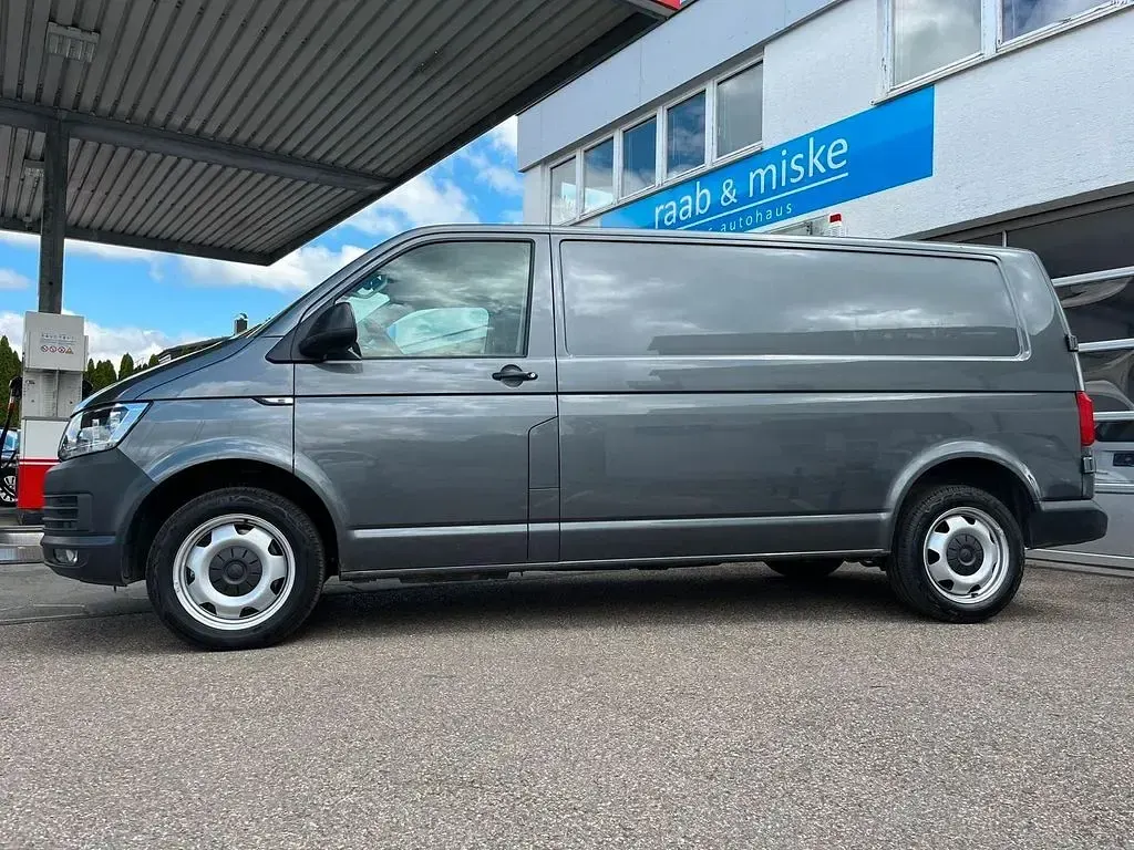 Używany VW Transporter 204 KM (150 kW) 2017 Szary Van