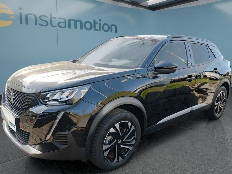 Gebraucht Peugeot e-2008 100 kW (136 PS) 2021 Schwarz SUV