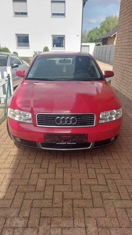 Rot Gebraucht 2001 Audi A4 Limousine | 1.999 € (Guter Preis) - Bild 1/4