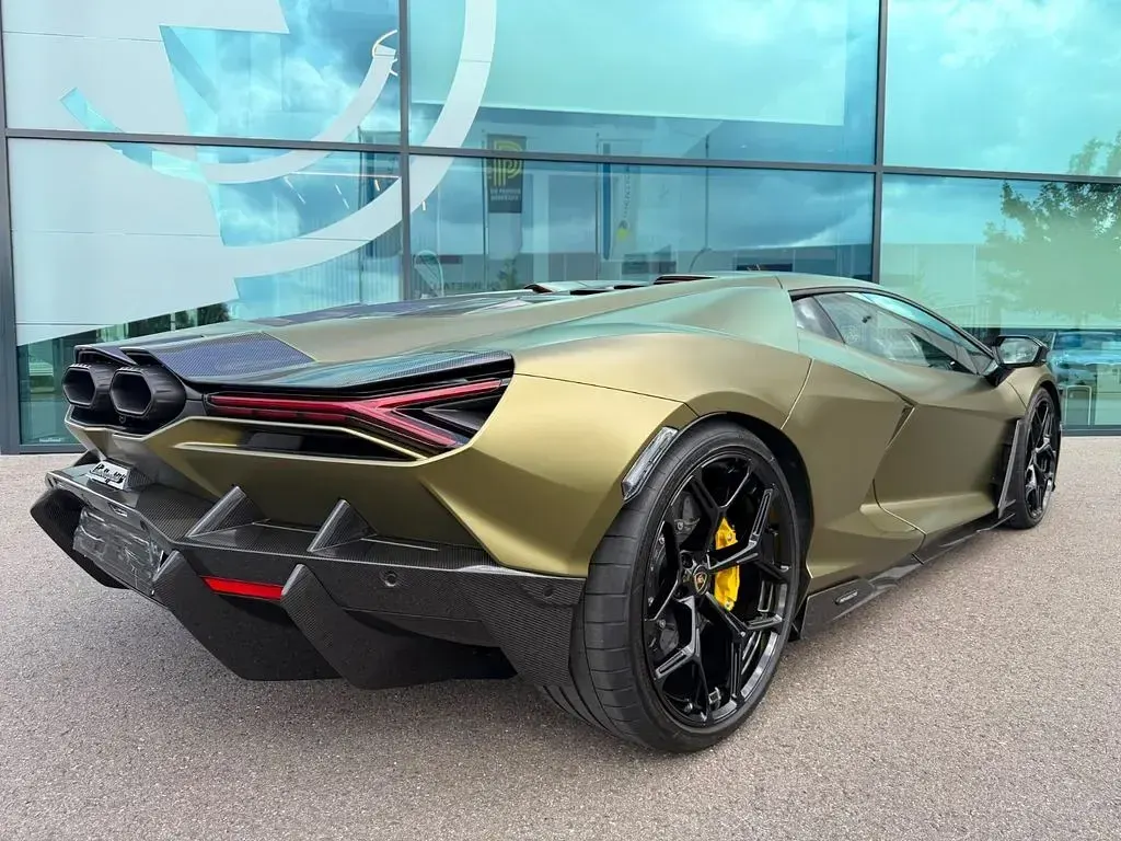 Gebraucht Lamborghini Revuelto 1014 PS (745 kW) 2026 Grün Coupé