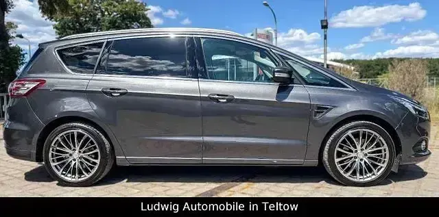 Second-hand Ford S-MAX S 239 CP (175 kW) 2015 Gri Monovolum