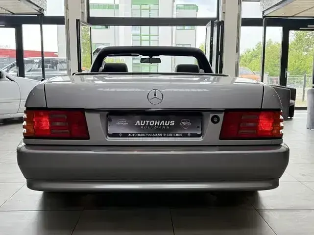 Gebraucht Mercedes SL300 190 PS (139 kW) 1993 Brillantsilber  metallicl Cabrio