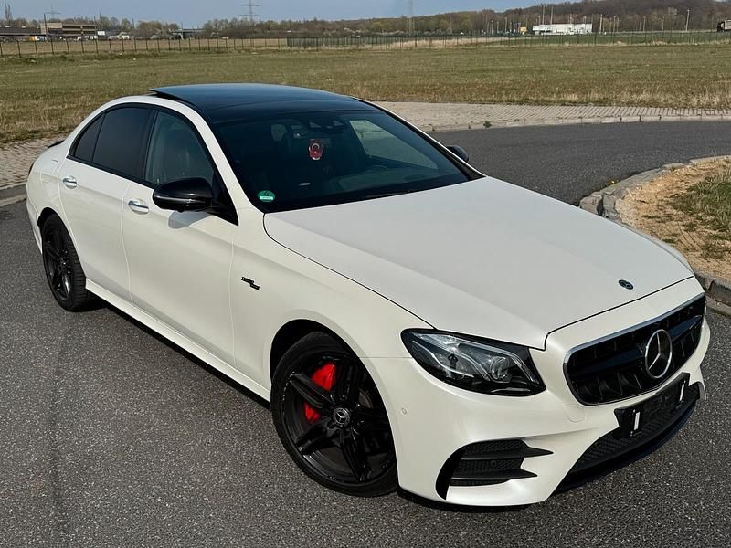 Gebraucht Mercedes E53 AMG 367 PS (269 kW) 2019 Weiß Limousine