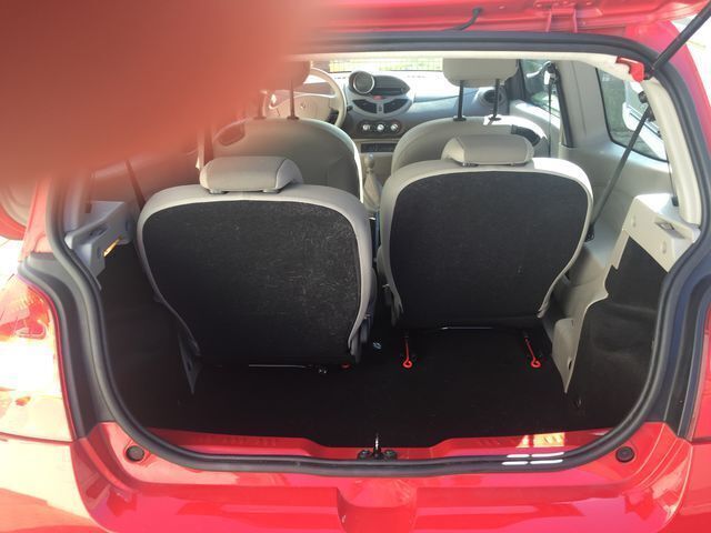 Gebraucht Renault Twingo 76 PS (55 kW) 2009 Rot Kleinwagen