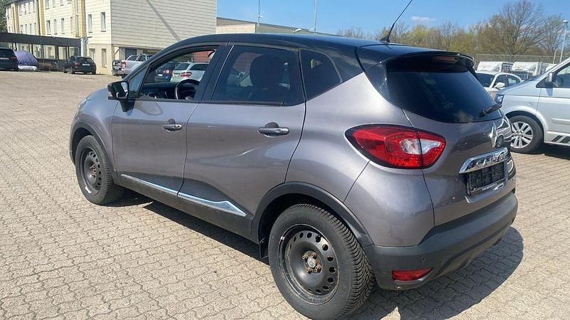 Gebraucht Renault Captur Luxe 120 PS (88 kW) 2015 Grau SUV