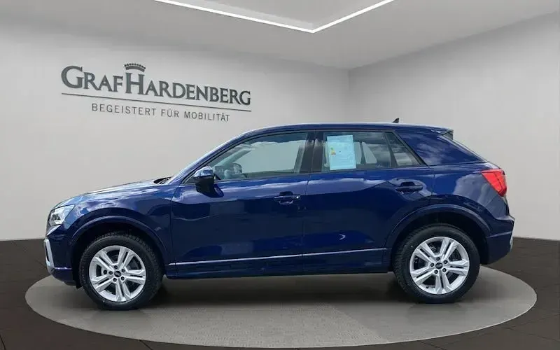 Neu Audi Q2 Advanced Plus 150 PS (110 kW) 2026 Blau SUV