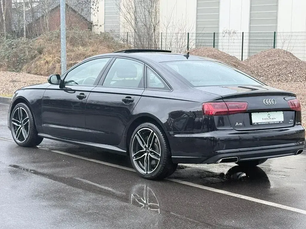 Gebraucht Audi A6 Ambiente 218 PS (160 kW) 2016 Schwarz Limousine