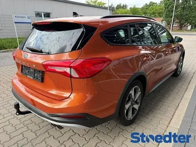 Gebraucht Ford Focus Active 150 PS (110 kW) 2019 Orange Kombi