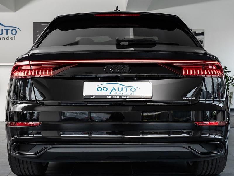 Gebraucht Audi Q8 S-Line 286 PS (210 kW) 2022 Schwarz SUV