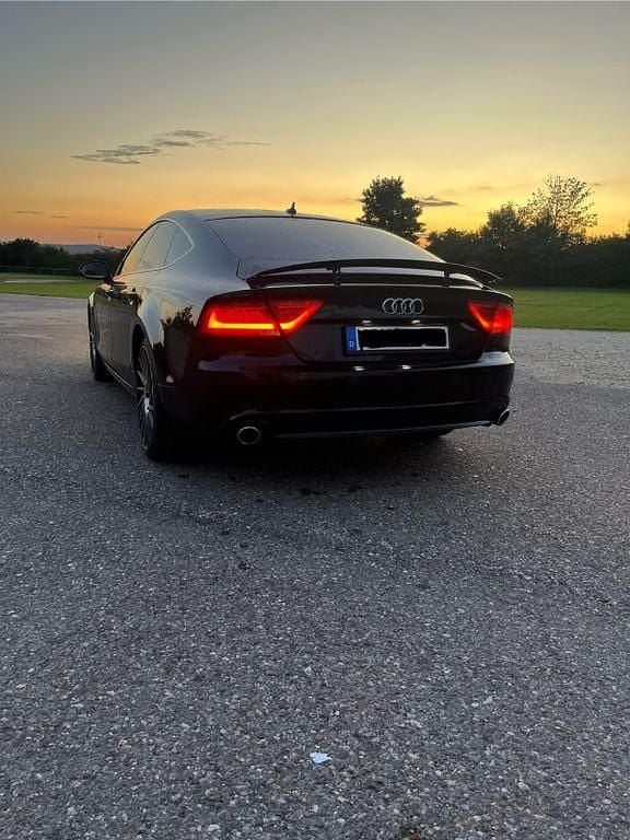 Schwarz Gebraucht 2011 Audi A7 Sportback Comfort Kleinwagen | 13.400 € (Fairer Preis) - Bild 1/4