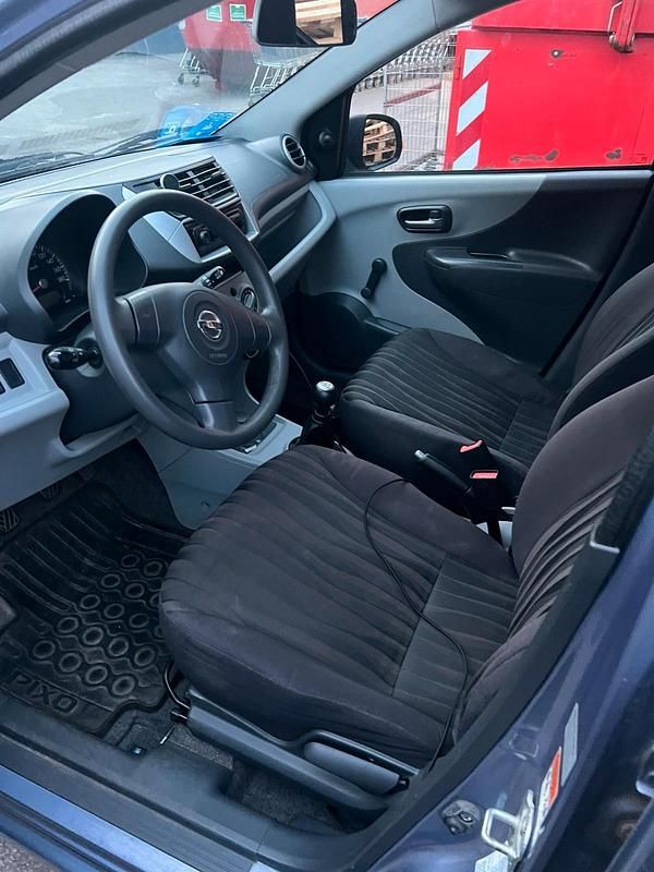 Gebraucht Nissan Pixo 68 PS (50 kW) 2009 Blau Kleinwagen