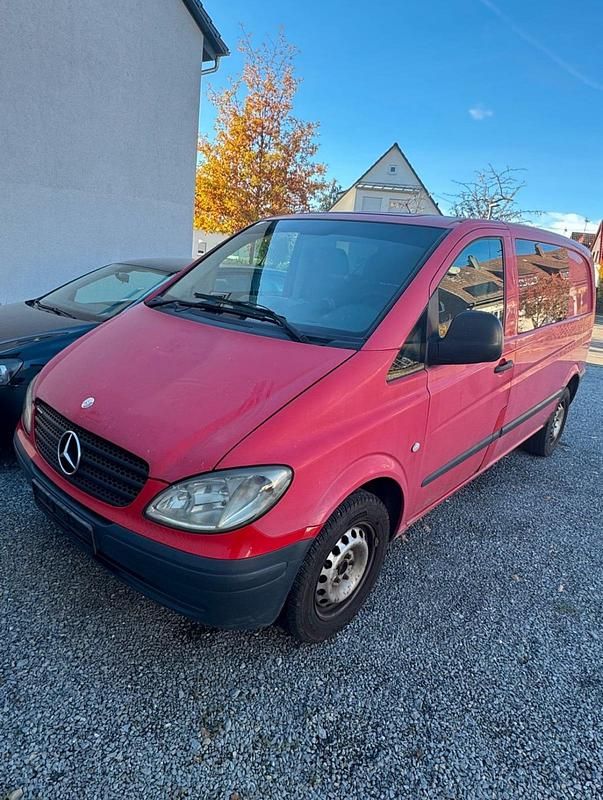 Gebraucht 2005 Mercedes Vito Van / Kleinbus | 2.800 € - Bild 1/4
