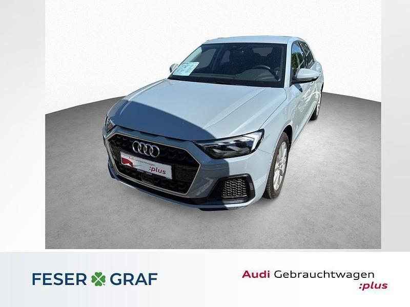 Pfeilgrauperleffekt Gebraucht 2024 Audi A1 Sportback Advanced Kleinwagen | 20.890 € (Guter Preis) - Bild 1/4