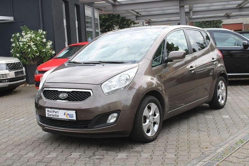 Beige Gebraucht 2012 Kia Venga FIFA World Cup Edition Kleinwagen | 6.800 € (Fairer Preis) - Bild 1/4