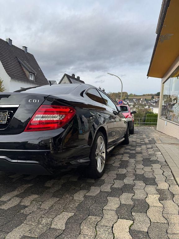 Gebraucht Mercedes C250 AMG 204 PS (150 kW) 2014 Schwarz Coupé