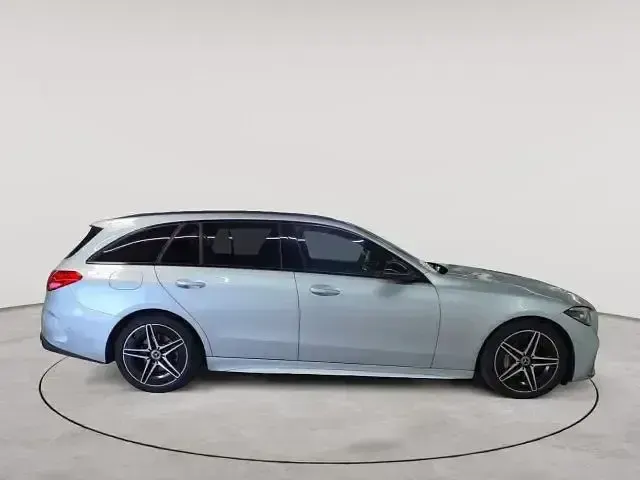 Gebraucht Mercedes C200 AMG line 163 PS (119 kW) 2023 Silber Limousine