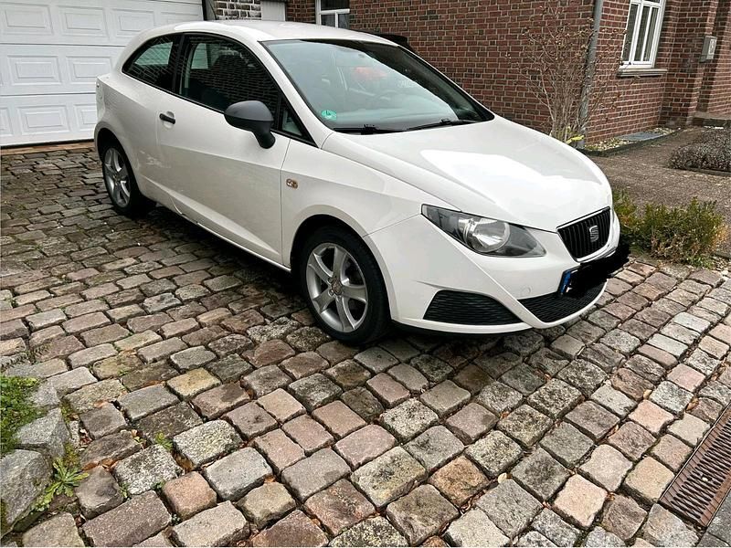 Gebraucht Seat Ibiza 60 PS (44 kW) 2011 Weiß Kleinwagen