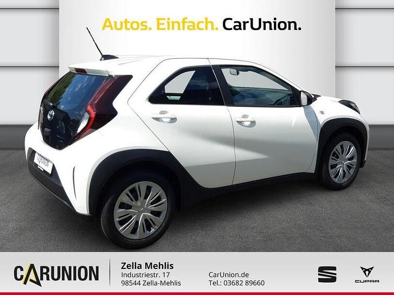 Neu Toyota Aygo 72 PS (52 kW) 2025 Weiss