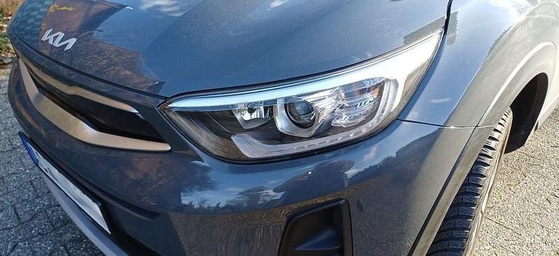 Gebraucht Kia Stonic Vision 101 PS (74 kW) 2022 Grau SUV