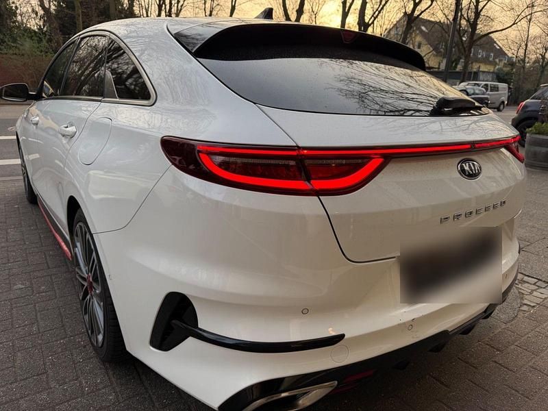 Gebraucht Kia ProCeed GT-Line 204 PS (150 kW) 2019 Weiß Kombi