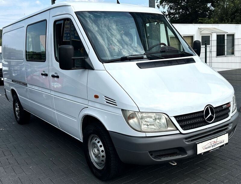 Weiß Gebraucht 2003 Mercedes Sprinter Van | 6.999 € (Fairer Preis) - Bild 1/4