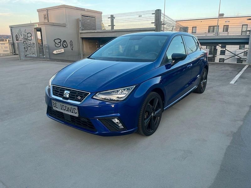 Blau Gebraucht 2021 Seat Ibiza Black Edition Kleinwagen | 14.890 € (Etwas zu teuer) - Bild 1/4