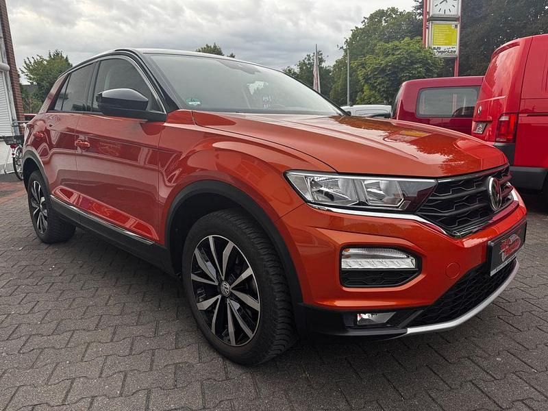 Orange Gebraucht 2018 VW T-Roc Style SUV | 17.490 € (Fairer Preis) - Bild 1/4