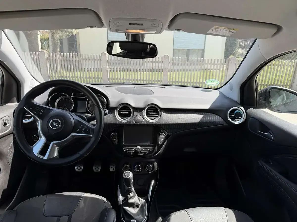 Używany Opel Adam Glam 101 KM (74 kW) 2017 Hatchback