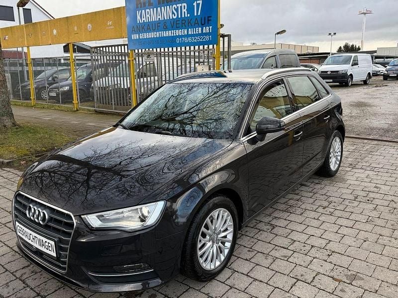 Gebraucht Audi A3 Ambiente 150 PS (110 kW) 2014 Braun Limousine