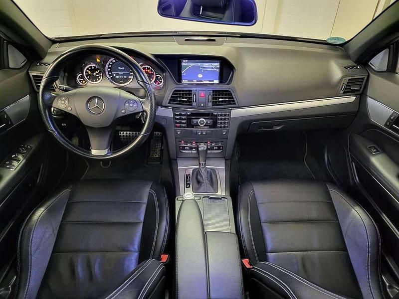 Gebraucht Mercedes E350 Avantgarde 292 PS (214 kW) 2009 Silber Coupé