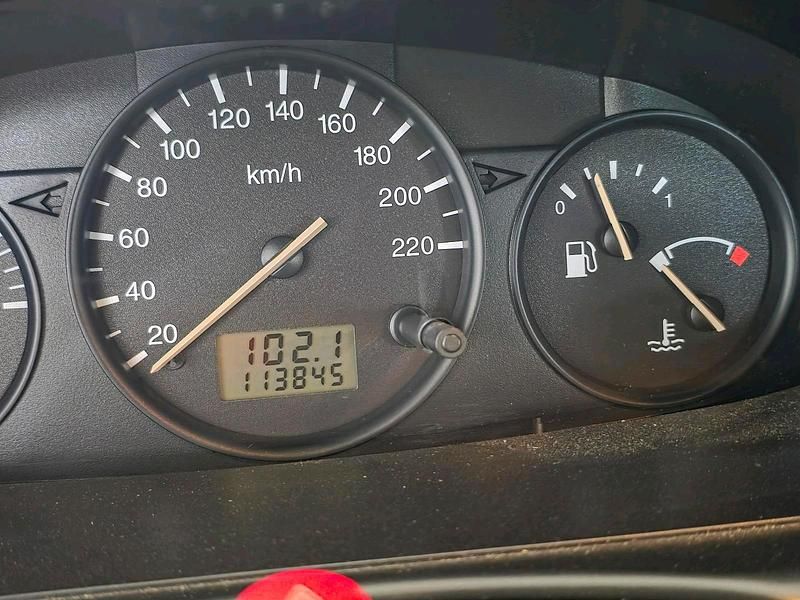 Gebraucht Ford Fiesta 2001 Silber Kleinwagen