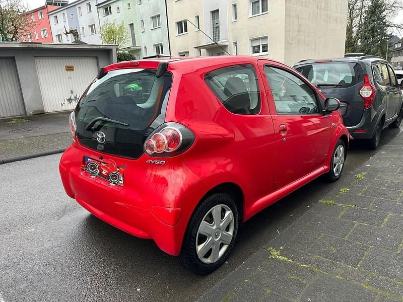 Gebraucht Toyota Aygo Cool 68 PS (50 kW) 2011 Kleinwagen