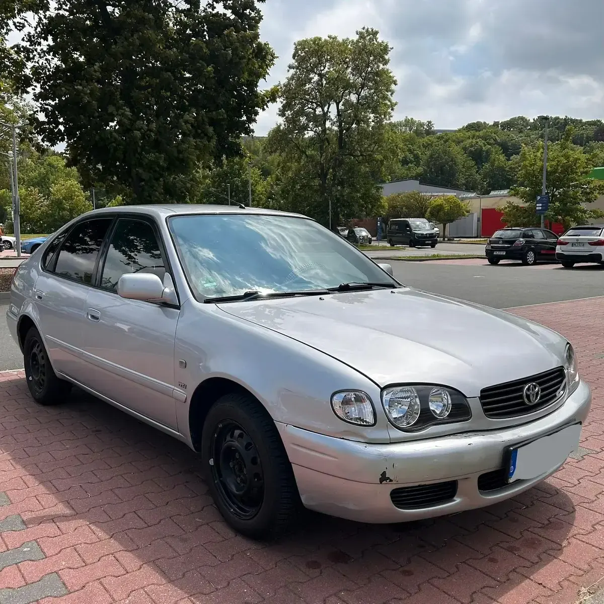 Gebraucht Toyota Corolla 97 PS (71 kW) 2001 Silber Limousine