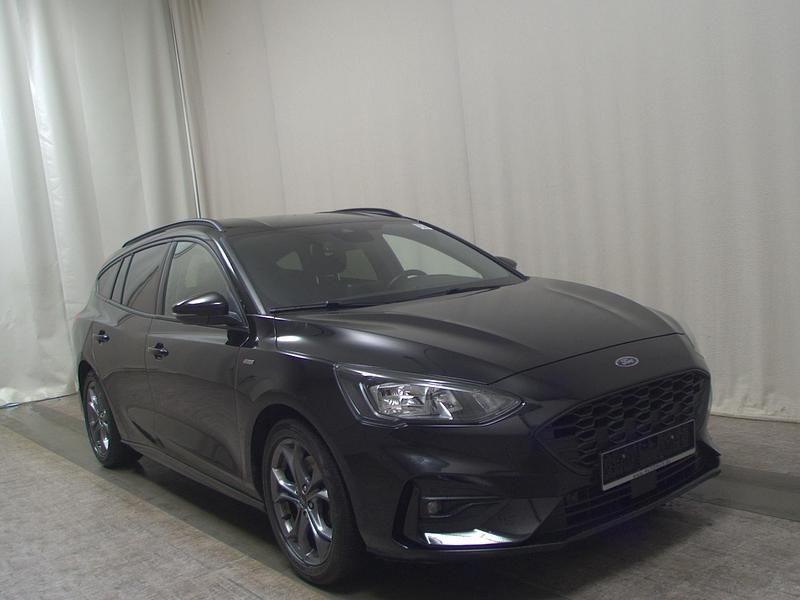 Gebraucht Ford Focus ST-Line 125 PS (91 kW) 2021 Schwarz Kombi