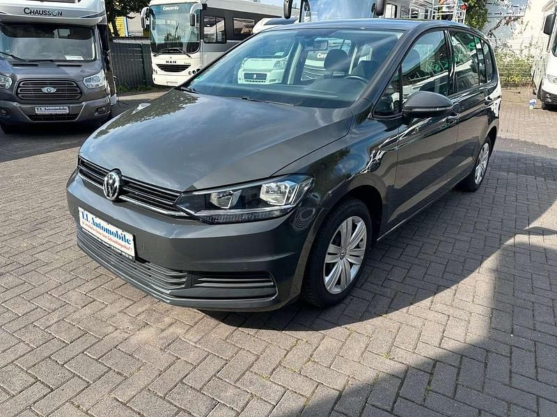 Grau Gebraucht 2017 VW Touran Van / Kleinbus | 16.999 € (Superpreis) - Bild 1/3