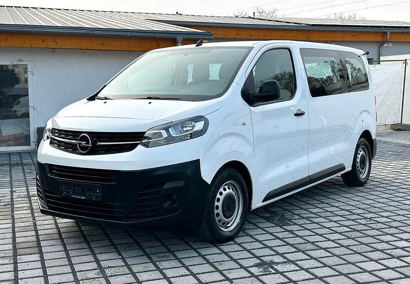 Gebraucht Opel Vivaro 120 PS (88 kW) 2021 White jade Van / Kleinbus