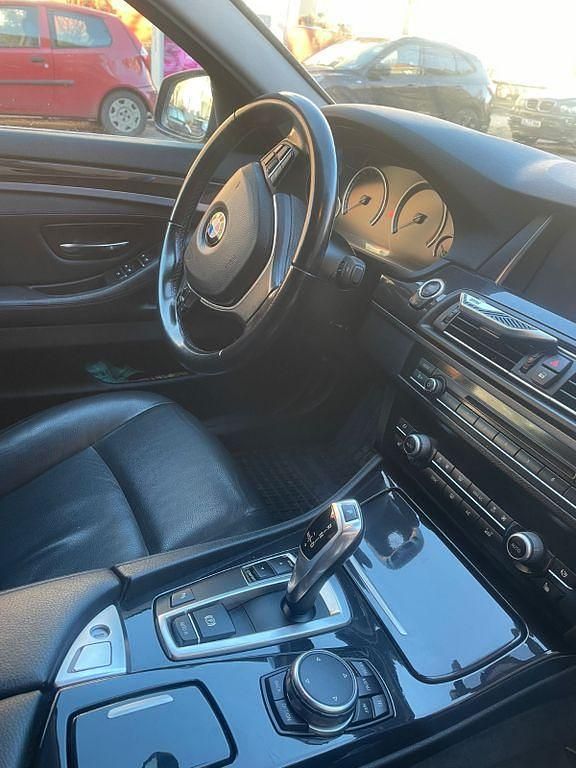 Gebraucht BMW 520 190 PS (139 kW) 2014 Schwarz Limousine