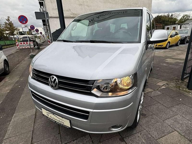 Gebraucht VW Multivan Highline 179 PS (131 kW) 2014 Silber Van