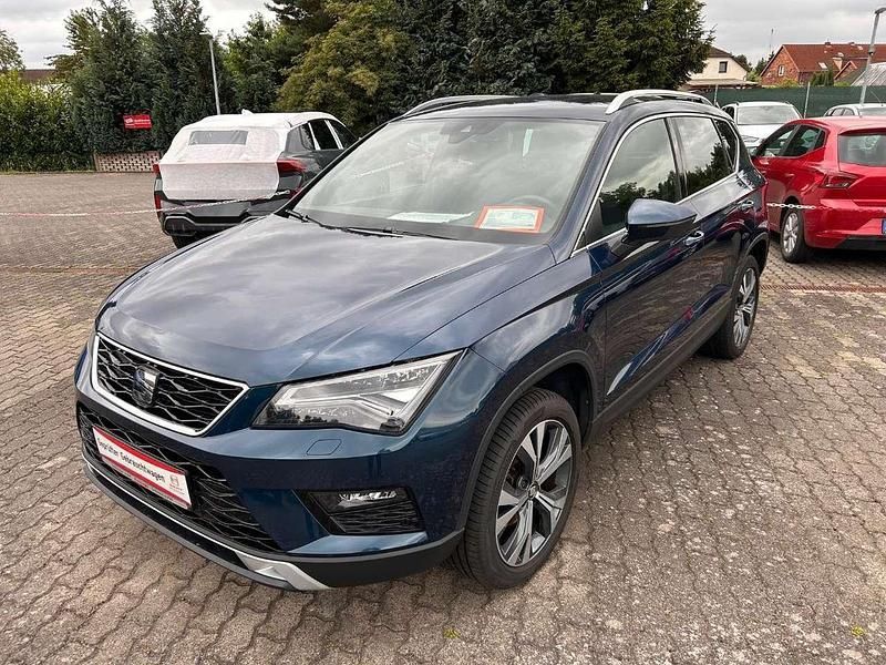 Lava blau Gebraucht 2018 Seat Ateca XCELLENCE SUV | 15.490 € (Superpreis) - Bild 1/4