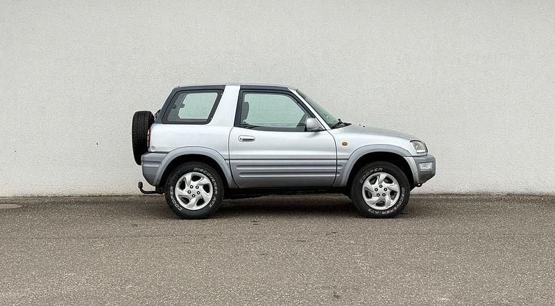 Gebraucht Toyota RAV4 128 PS (94 kW) 1998 Silber SUV