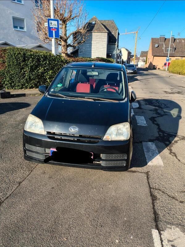 Schwarz Gebraucht 2006 Daihatsu Cuore Kleinwagen | 499 € (Guter Preis) - Bild 1/4