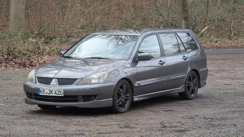 Grau Gebraucht 2006 Mitsubishi Lancer Intense Limousine | 950 € (Superpreis) - Bild 1/4