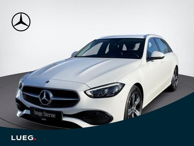 Gebraucht Mercedes C180 170 PS (125 kW) 2023 Weiß Limousine