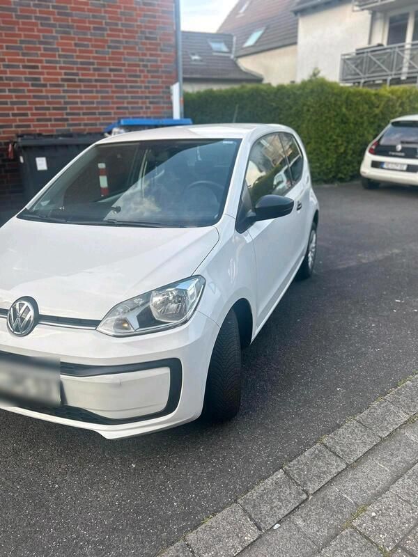 Weiß Gebraucht 2017 VW up! Kleinwagen | 5.800 € (Superpreis) - Bild 1/4