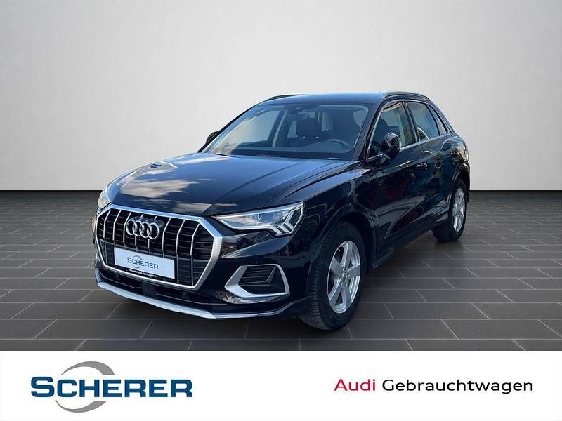 Gebraucht Audi Q3 Advanced Plus 150 PS (110 kW) 2019 Mythosschwarz metallic (metallic) SUV