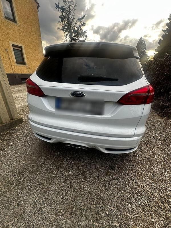 Gebraucht Ford Focus Sport 250 PS (183 kW) 2015 Weiß Kombi