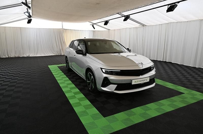 Gebraucht Opel Astra GS Line 131 PS (96 kW) 2024 Silber Kombi