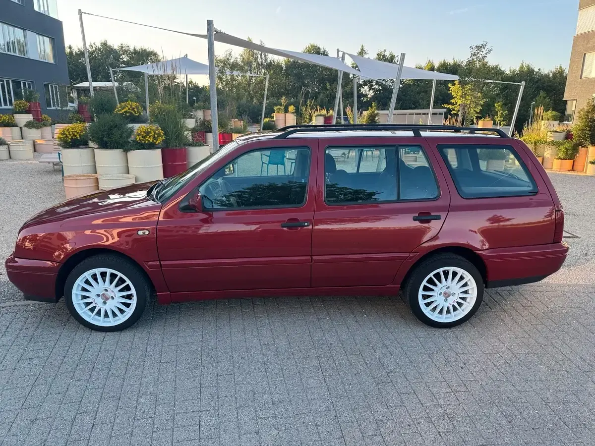 Gebraucht VW Golf III 101 PS (74 kW) 1997 Rot Kombi