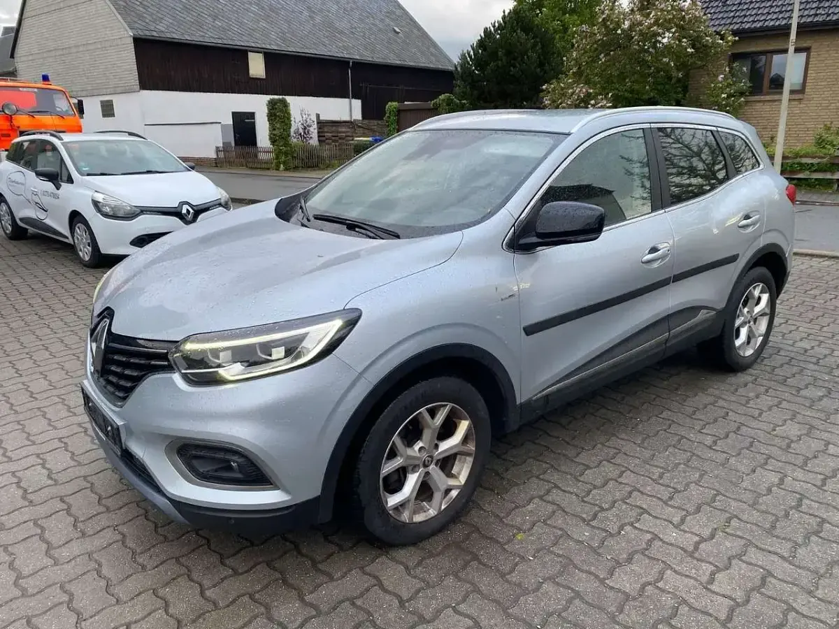 Gebraucht Renault Kadjar Bose Edition 150 PS (110 kW) 2020 Silber SUV