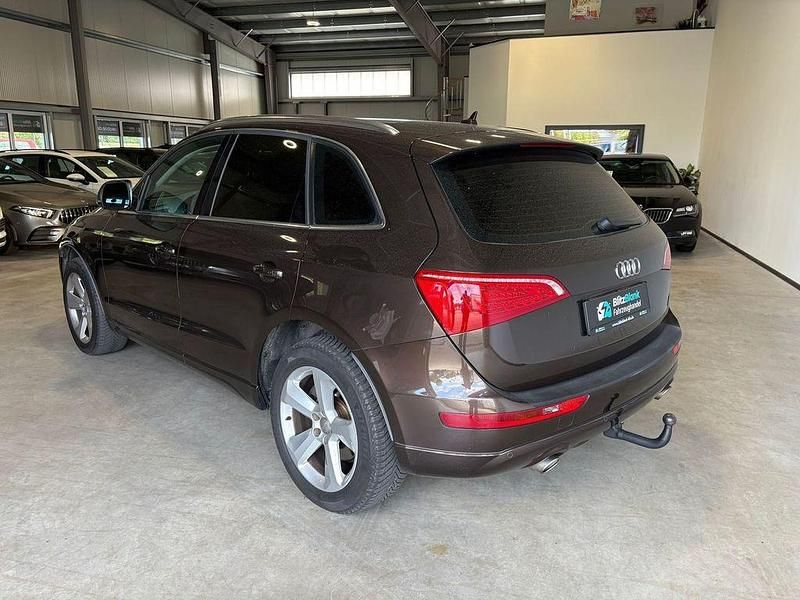 Gebraucht Audi Q5 Ambiente 239 PS (175 kW) 2011 Braun SUV